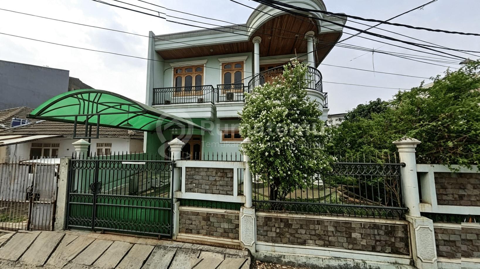 Dijual rumah 2 lantai minimalis di Duri Kepa, Kebon Jeruk, Jakarta Barat