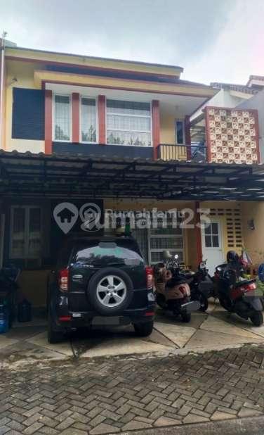Dijual Rumah di Cluster Castilla , BSD City