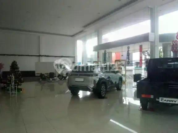Gedung Showroom Komersial Radio Dalam Jakarta Selatan