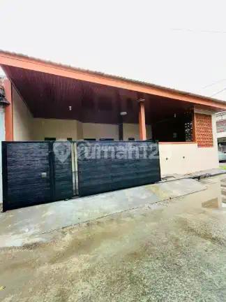 Dijual Cepat Harga Murah Rumah Bangunan Baru Lt 126 M2 Posisi Hoek di Permata Tangerang