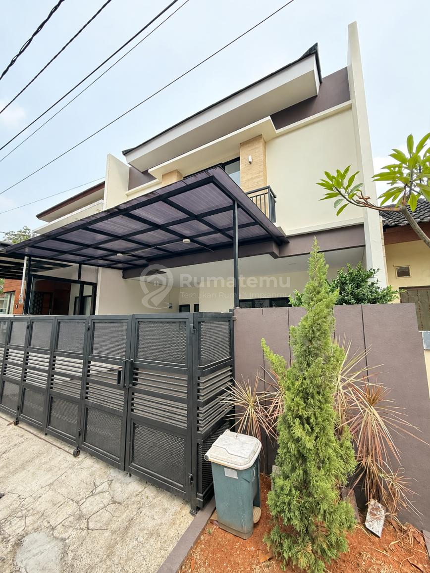 Rumah Nyaman 2 Lantai di Graha Bintaro dengan Fasilitas Premium