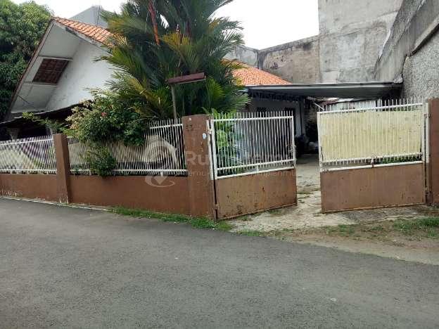 Dijual rumah strategis Lokasi dekat pintu tol jorr di Tanjung Barat, Jagakarsa, Jakarta