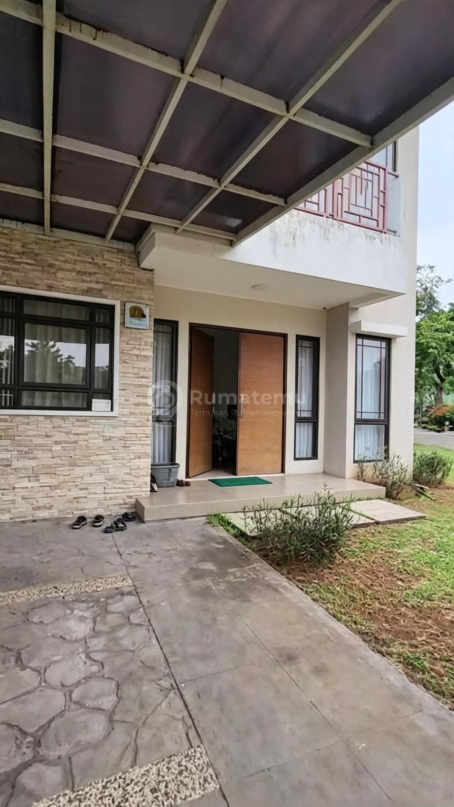 Dijual rumah hook Green Lake City Boulevard Hadap utara, Gondrong, Cipondoh