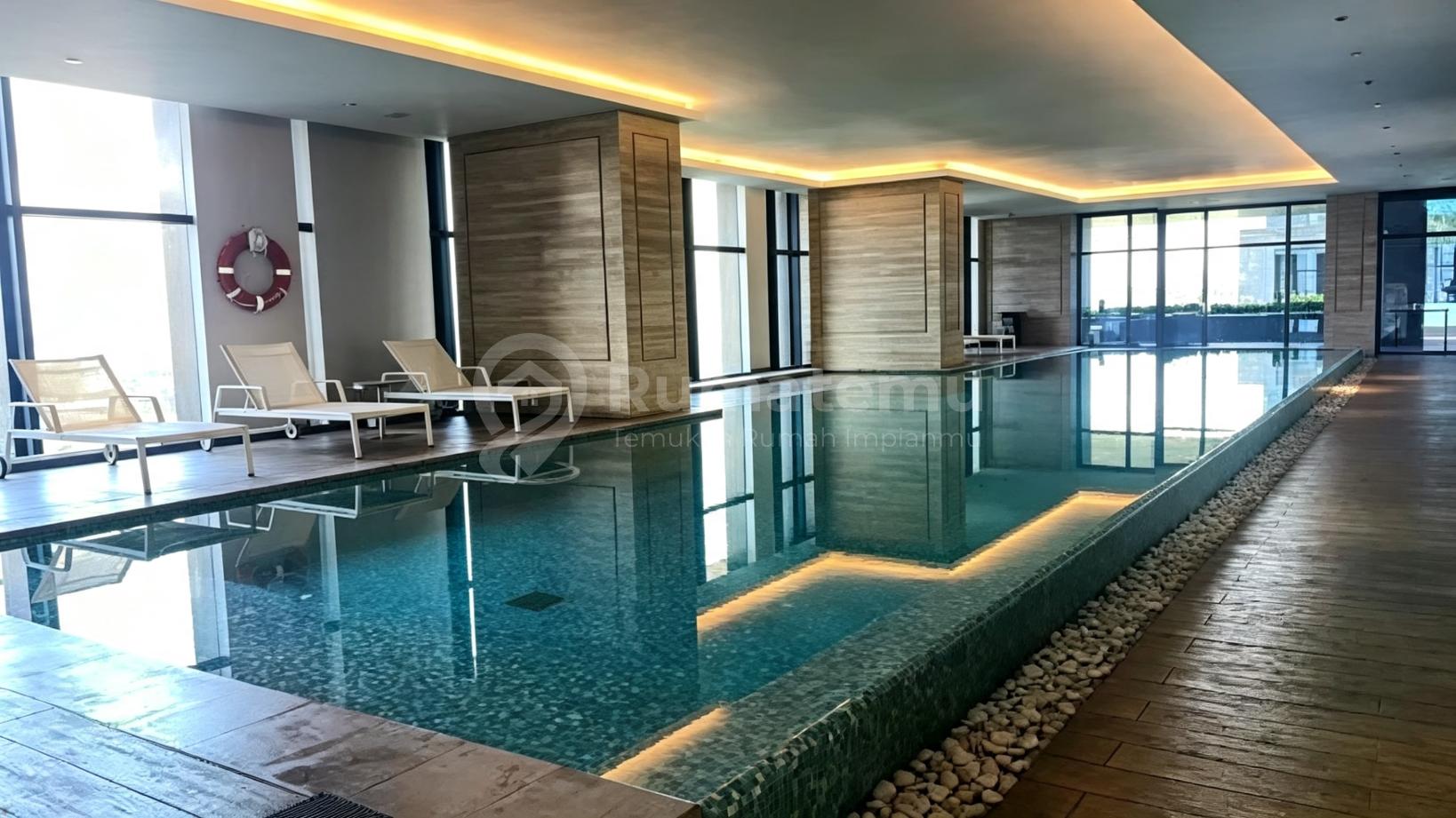 Disewakan Unit 2 Bedroom 153 m2 di District 8 Senopati