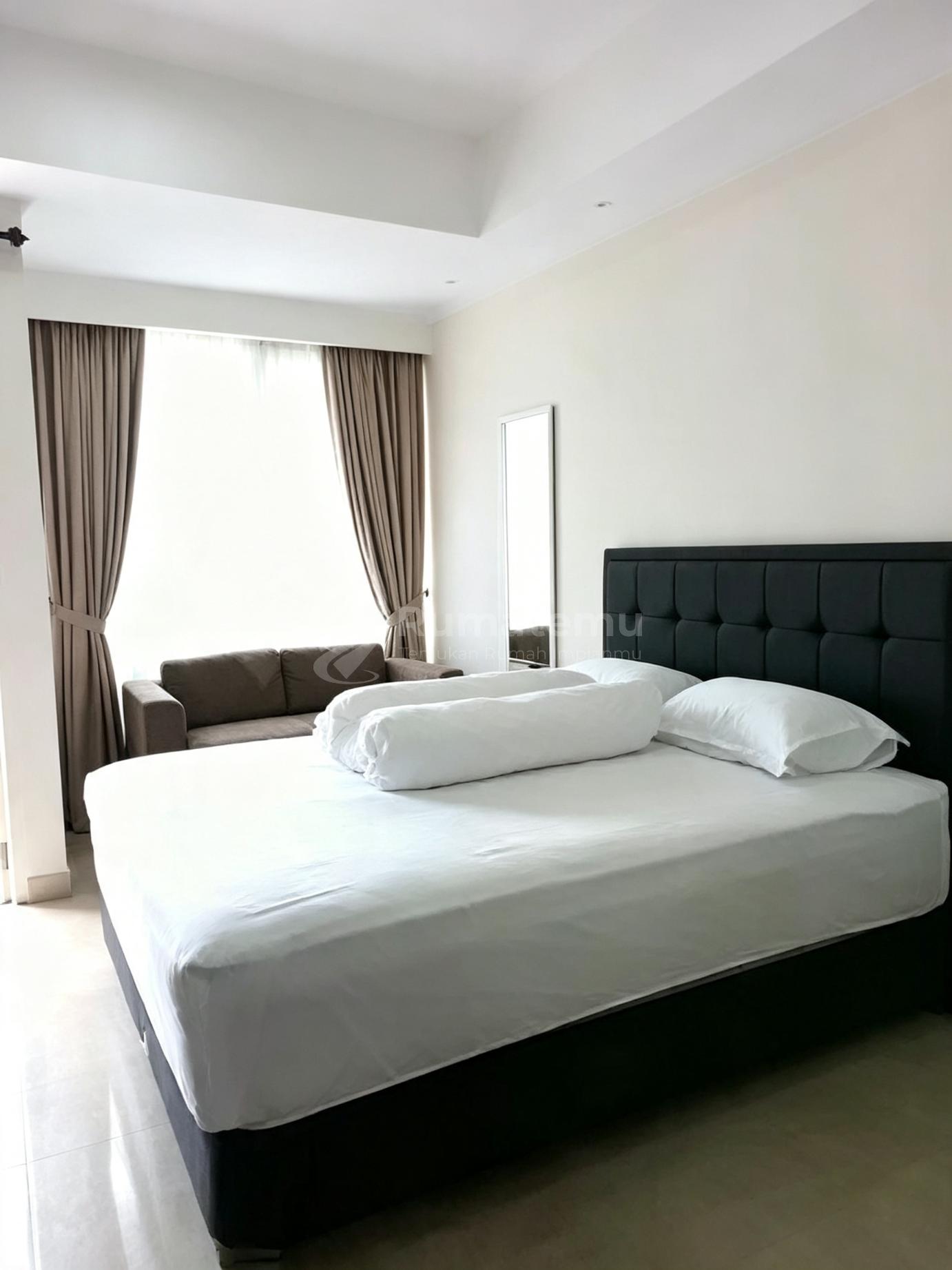 Apartement Menteng Park Full Furnished High Zone