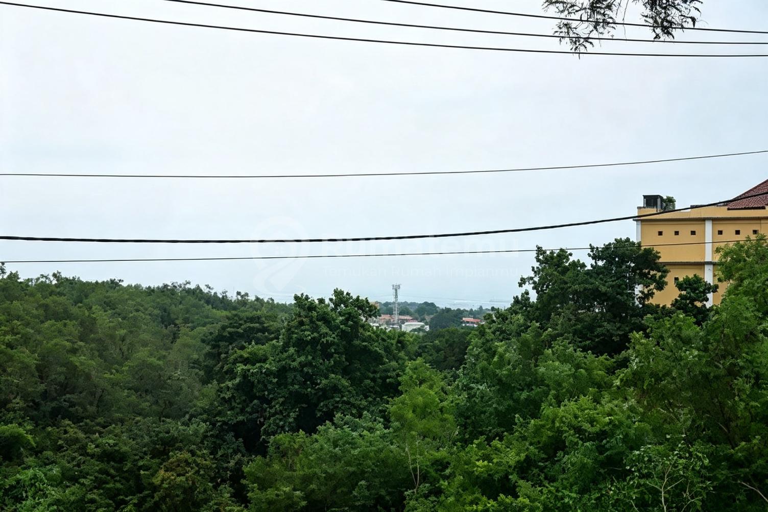 L-1073 Prime 10,900 Sqm Land In Bukit - Strategic Location Near Beaches & Attractions