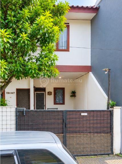 Rumah 2 lantai di Bintaro Sektor V,  Siap huni terawat & nyaman