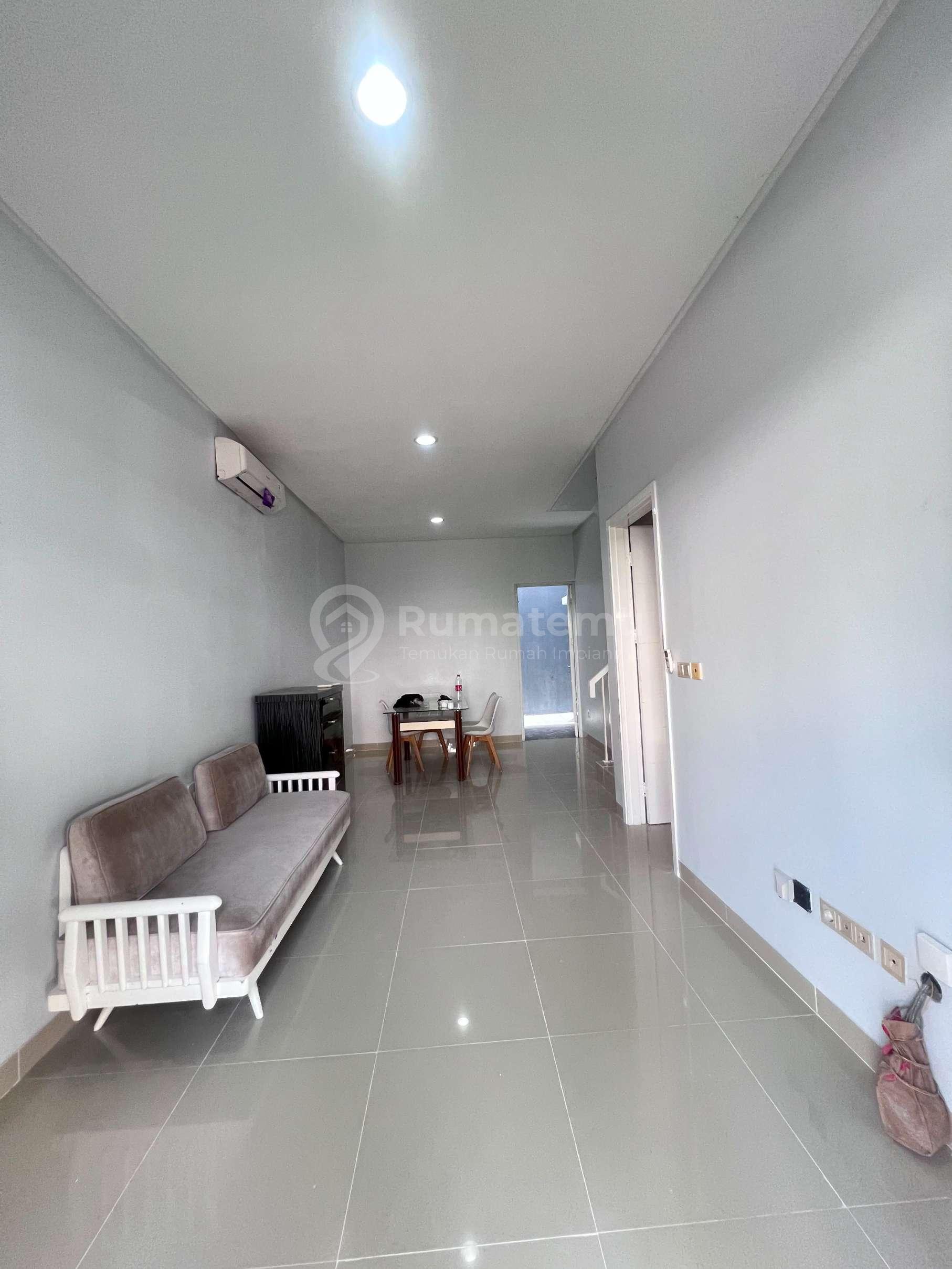 Dijual Rumah Green Lake City Cluster Amerika Latin.