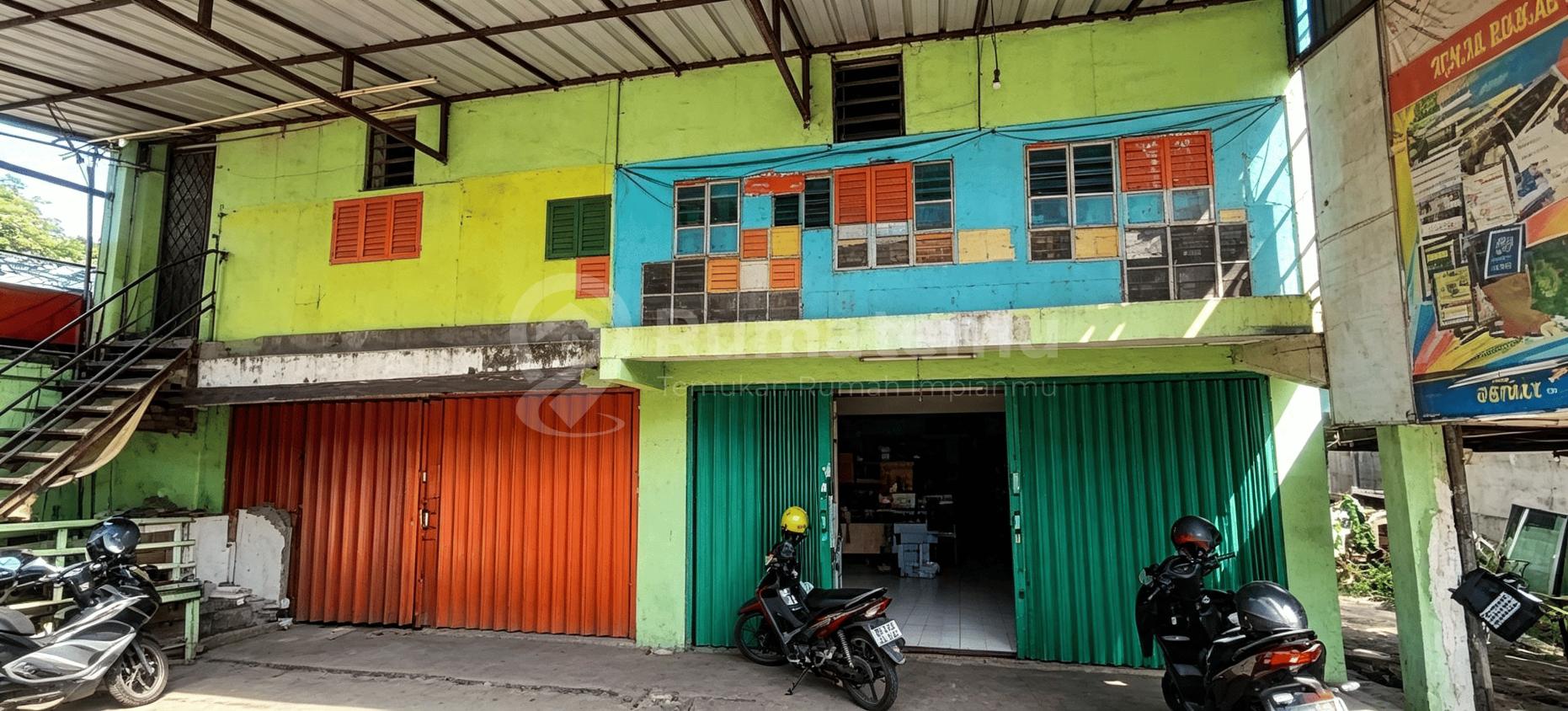Dijual Ruko Gandeng Hitung Tanah di Kebayoran Lama Jakarta Selatan