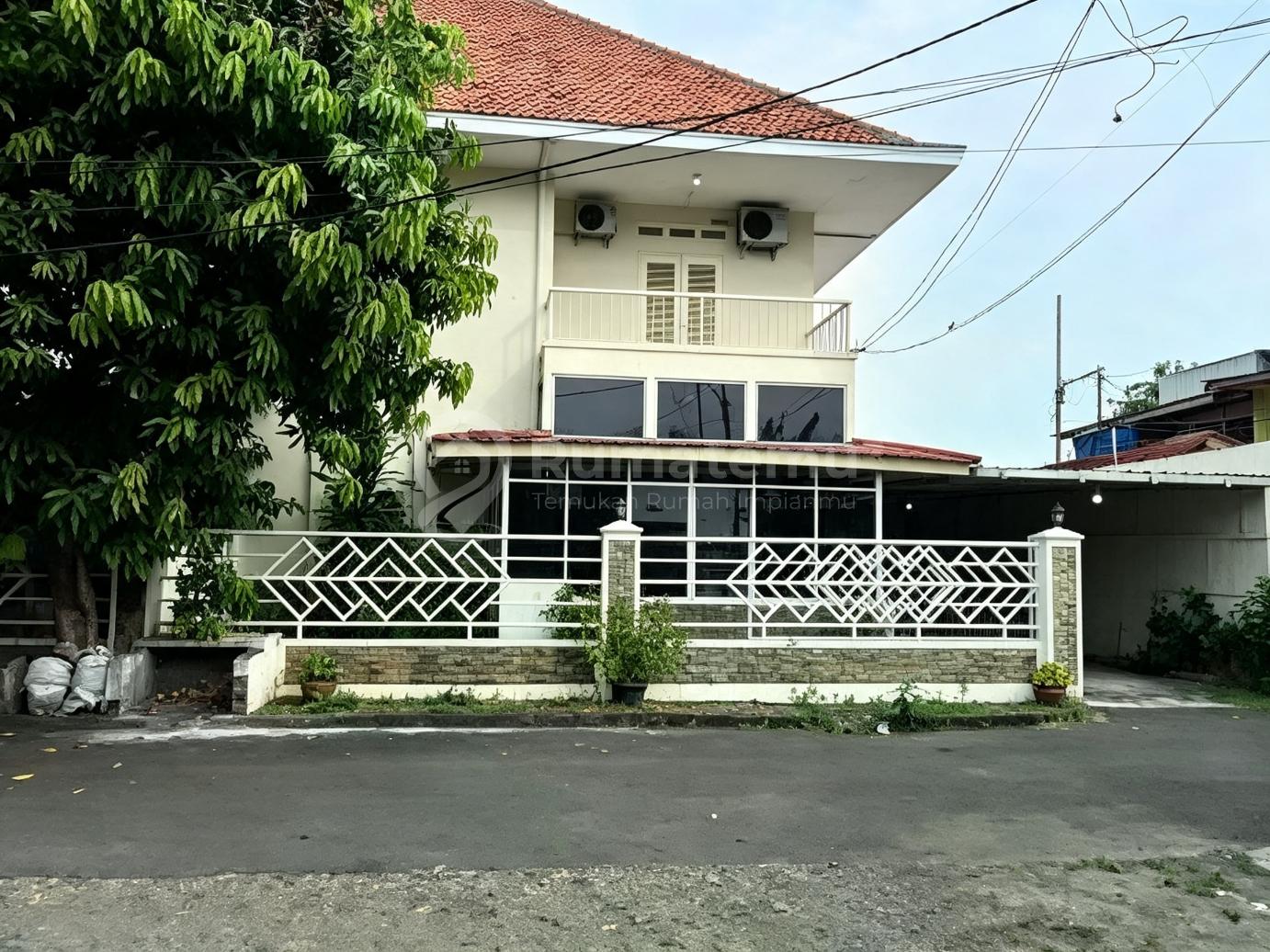 Rumah 6 Unit Satu Area Di Menteng Jakarta Pusat