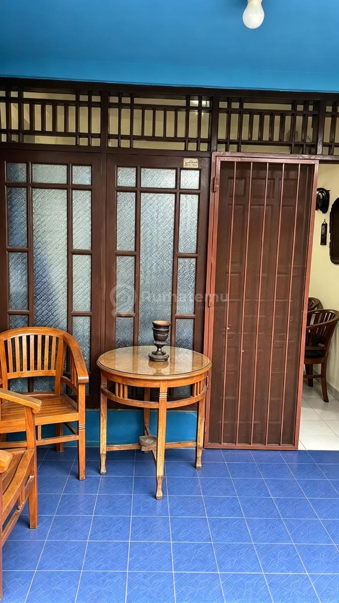 Dijual Rumah Siap Huni Lokasi Satrategis di Kembangan Jakarta Barat S9776