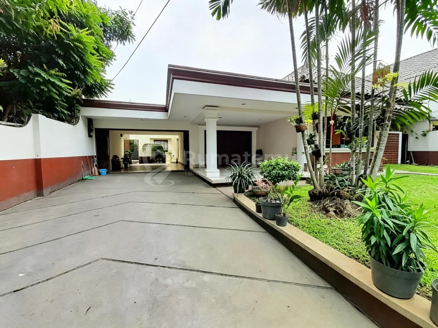 Rumah Bagus di Menteng  Jakarta Pusat