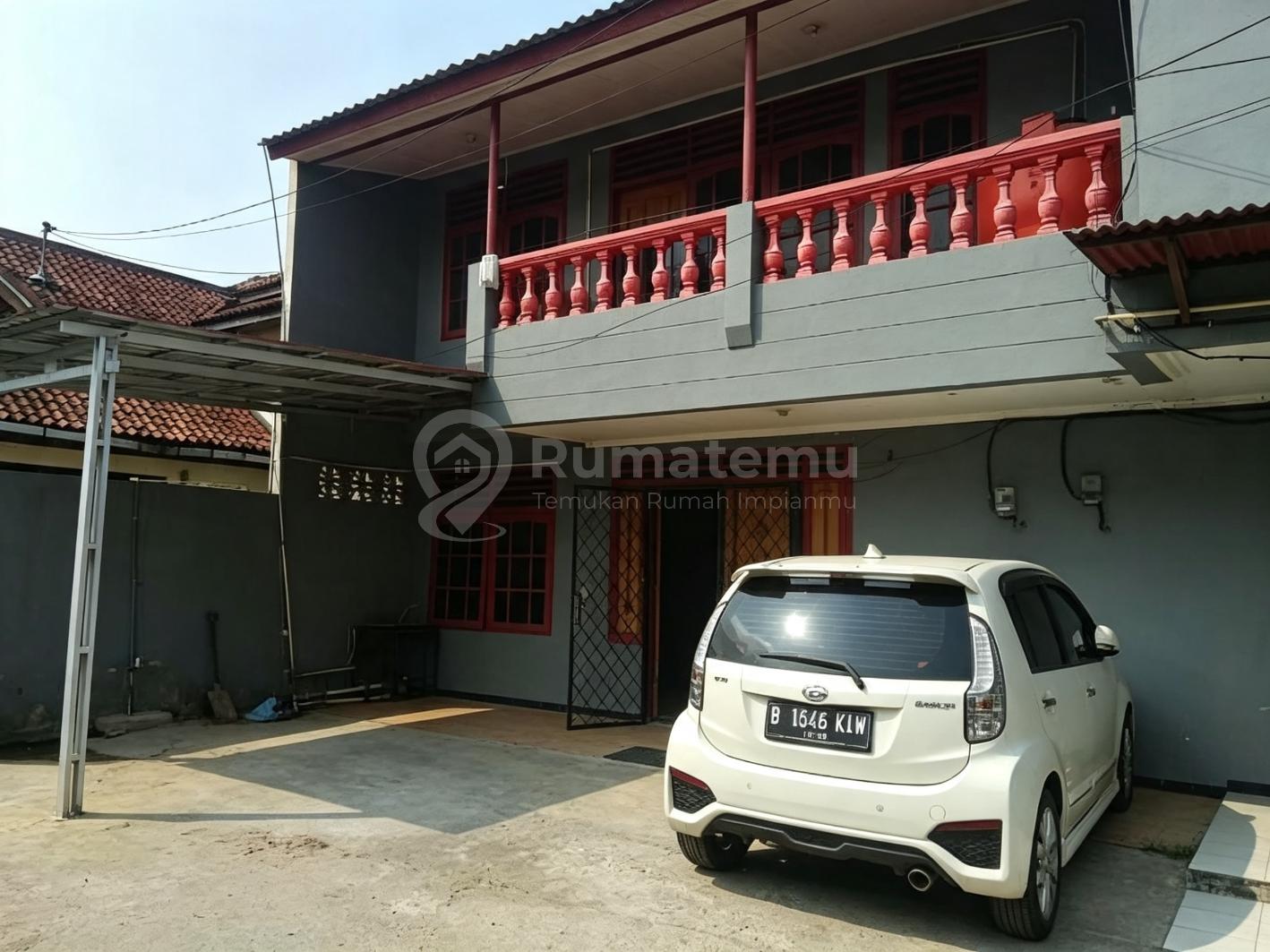 Jual Rumah Kost 37 Kamar Kost di Area Margonda, Pondok Cina, Bej