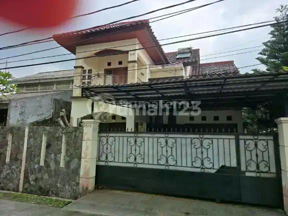 Di Jual Rumah Hook 2 Lantai Siap Huni di Jl. H. Sa'aba, Komp Minagapura Joglo Jakarta Barat