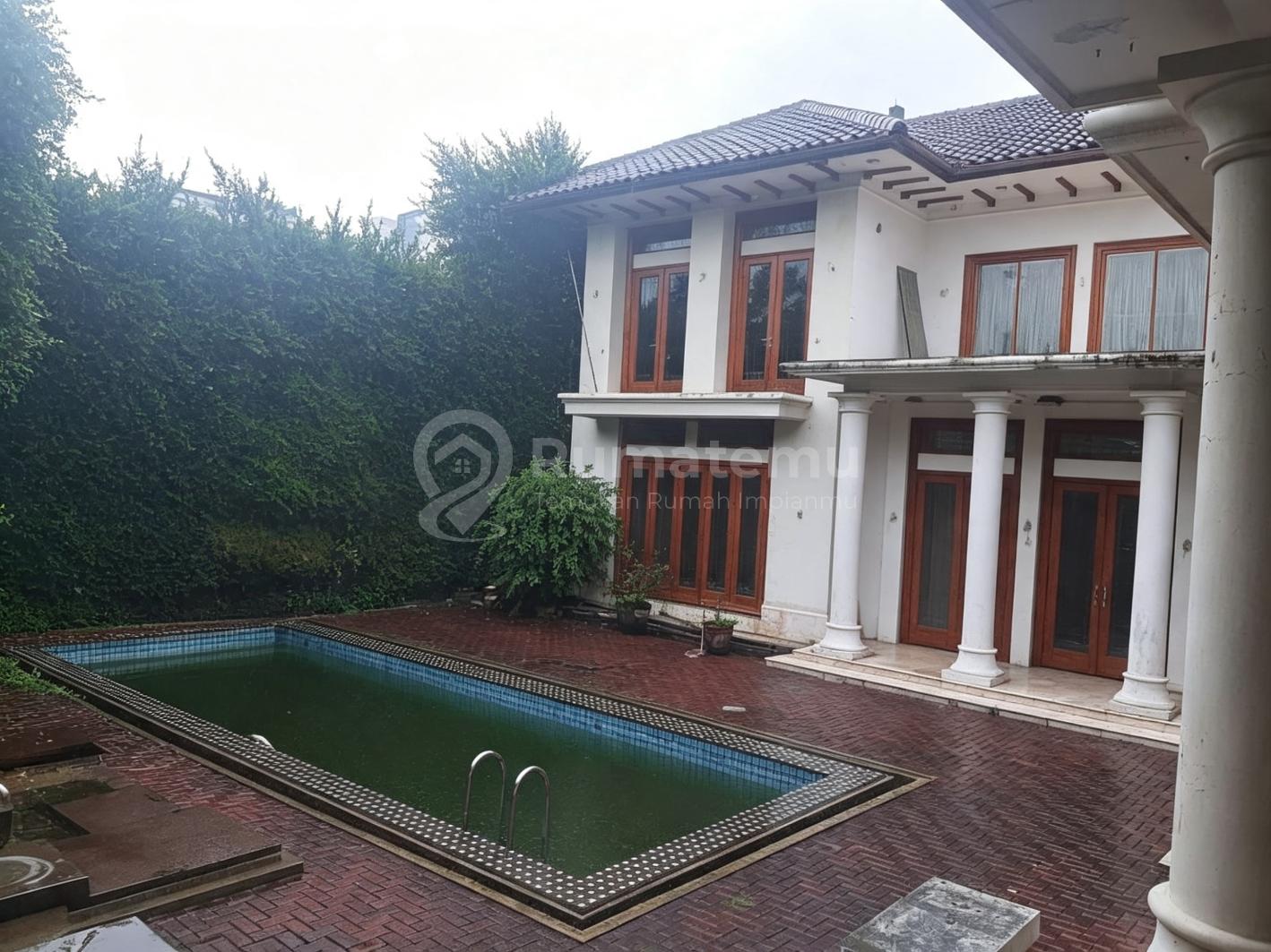 Dijual rumah mewah Akses 2 jalan Mobil Cipete Selatan, Jakarta Selatan