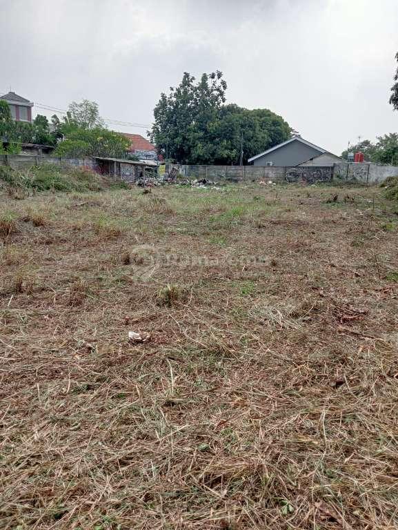 Jual Tanah Komersil Hadap Barat Daya Tanah Persegi Panjang di Karang Tengah, Pondok Labu, Cilandak