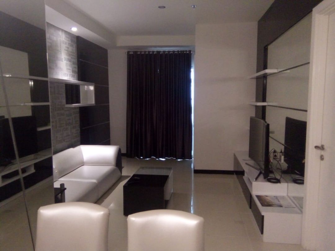Condominium Greenbay Pluit