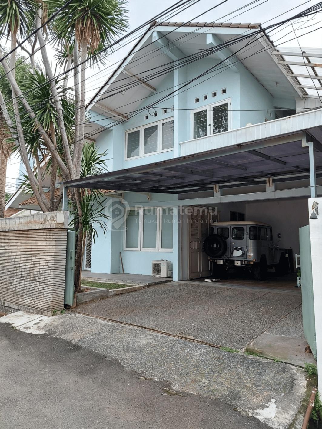 Dijual Rumah BU di Pejaten Barat Lokasi strategis, Pasar Minggu, Jakarta Selatan