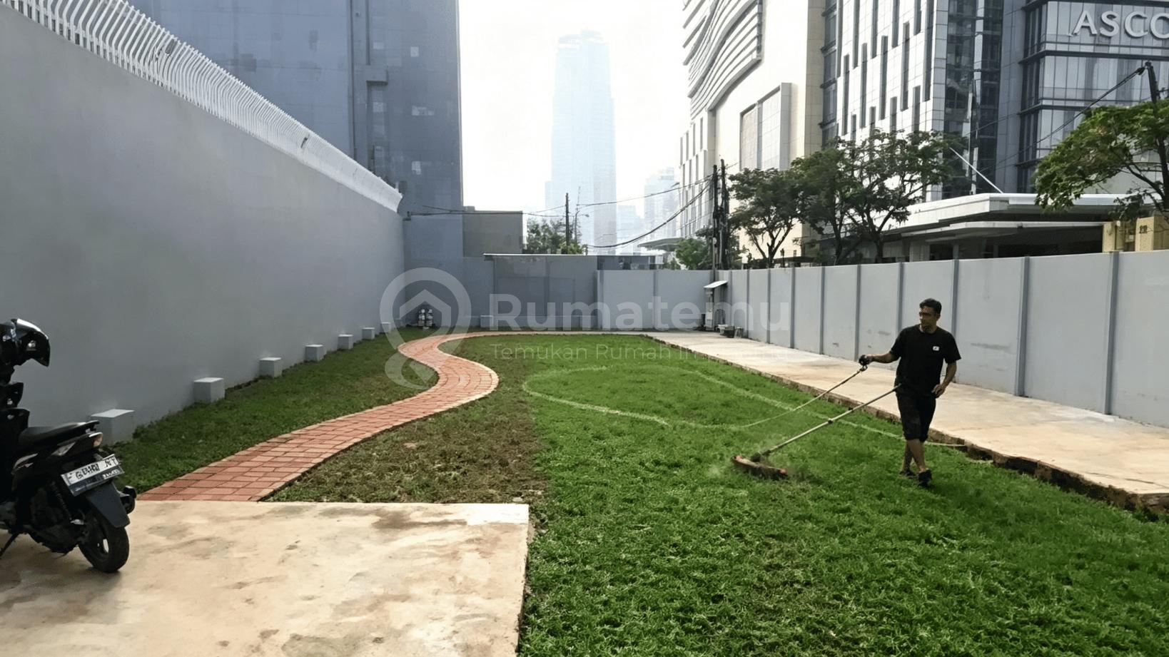 Dijual Kavling Lokasi Premium, Untuk Komersil di Mega Kuningan
