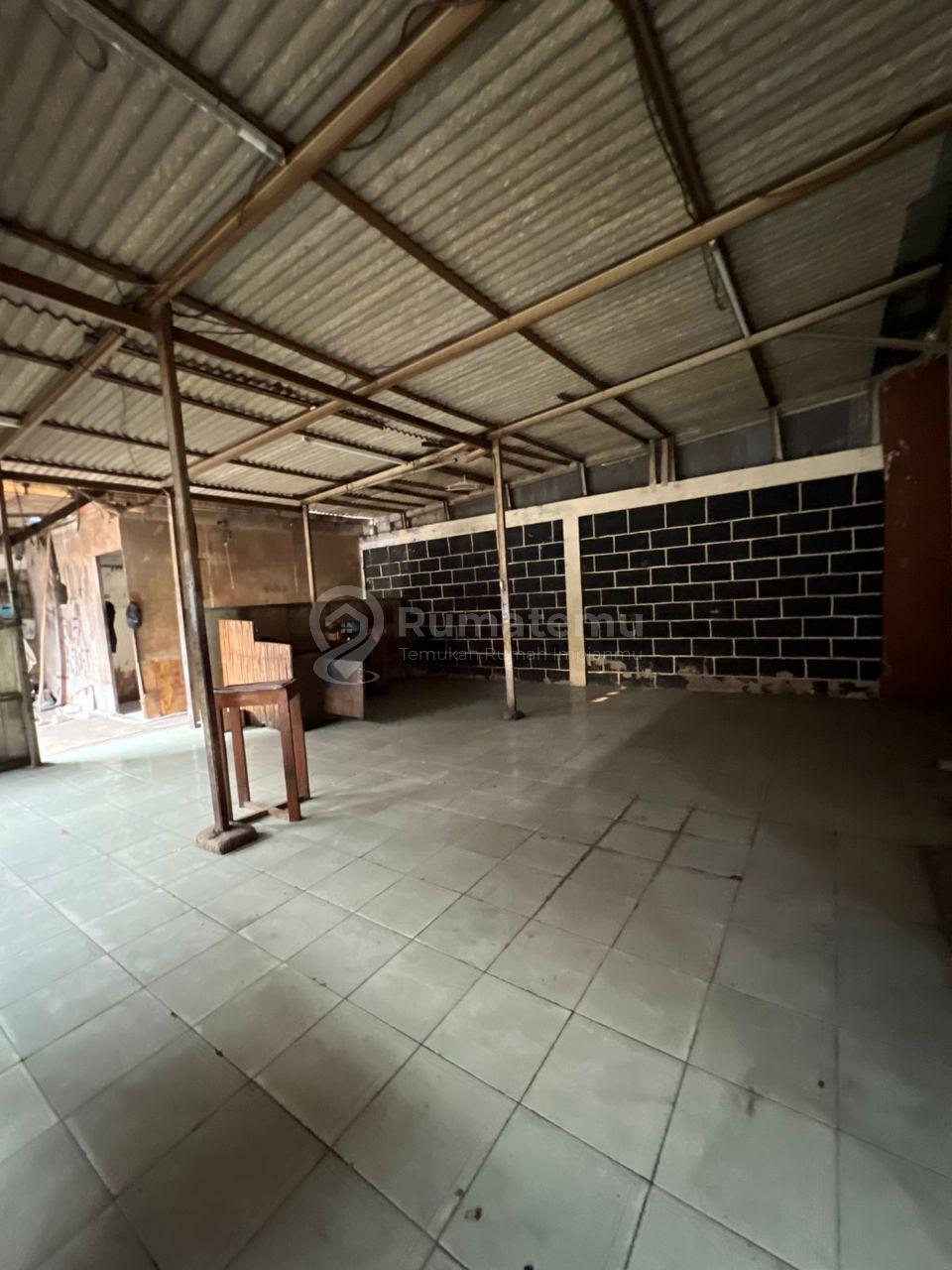 Dijual dan disewakan rumah tempat usaha di Kencanaloka BSD