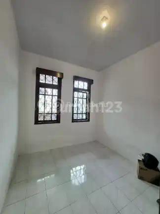 For Sale Rumah Siap Huni di Area Senopati Kebayoran Baru Jakarta Selatan