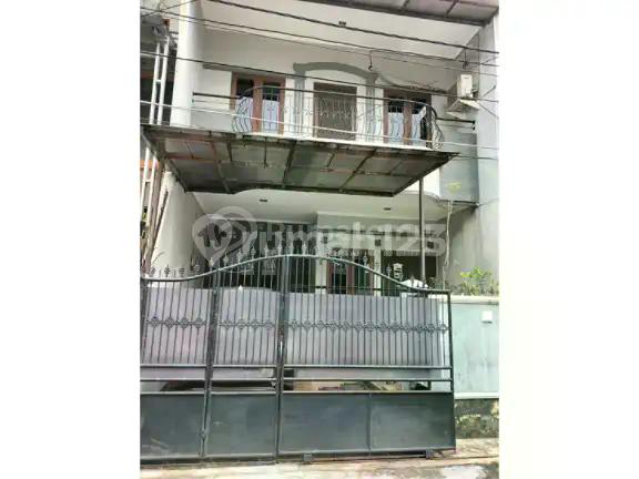 Rumah Siap Huni 2 Lantai Hadap Selatan Kepa Duri Dekat Mall