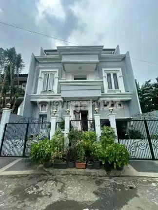 Dijual Rumah American Clasik Bangunan Mash Sangat Bagus D Taman Radio Dlaam Jakarta Seltan