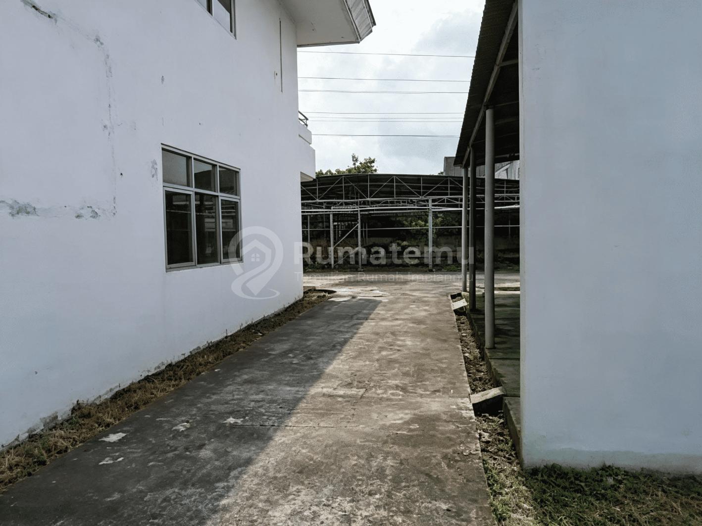 Tanah 4.000m2 Cengkareng Kawasan Komersial Duri Kosambi
