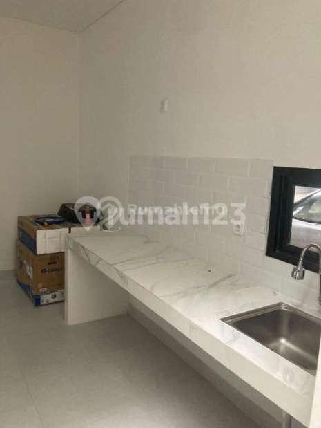 Disewakan Rumah Baru di Bintaro Luminance House Dekat Stasiun Jurang Mangu, Tangerang Selatan