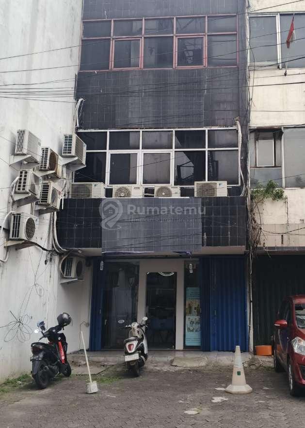 Jual ruko lantai 1 - 4 (include rooftop) komplek di Mampang Prapatan, Jakarta Selatan
