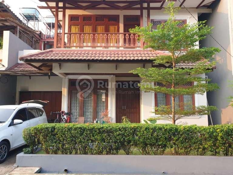 Dijual rumah Sangat Strategis cluster eksklusif cantik di Kramat Jati, Dukuh