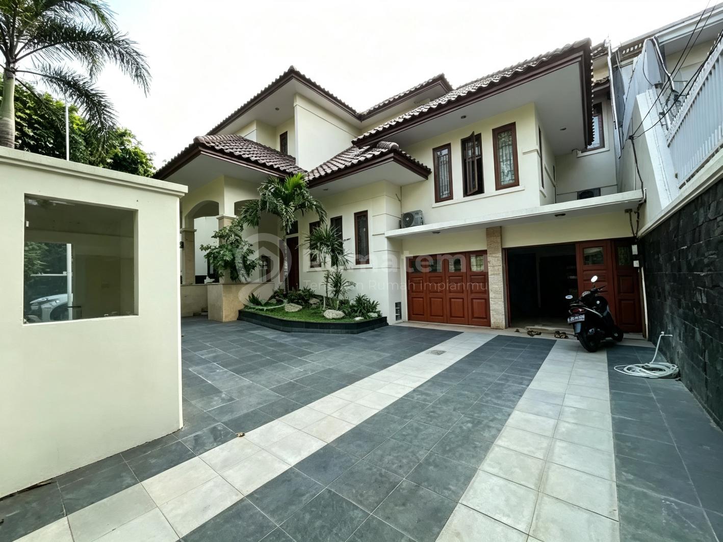 Dijual Rumah Bagus Lokasi Premium di Brawijaya Kebayoran Baru Jakarta Selatan