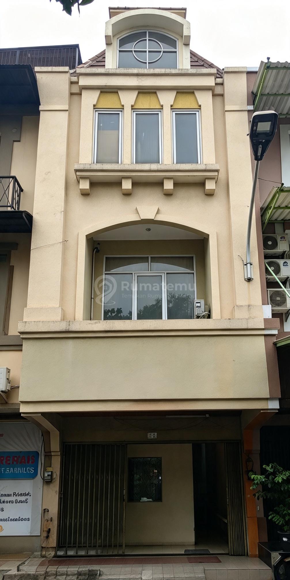 Jual Ruko Mutiara Taman Palem Ukuran 4,5X15 M2, 3 Lantai, Siap Pakai