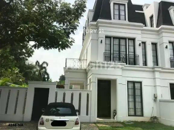 Dijual Rumah Hook Bagus Strategis Harga Menarik di Kemang