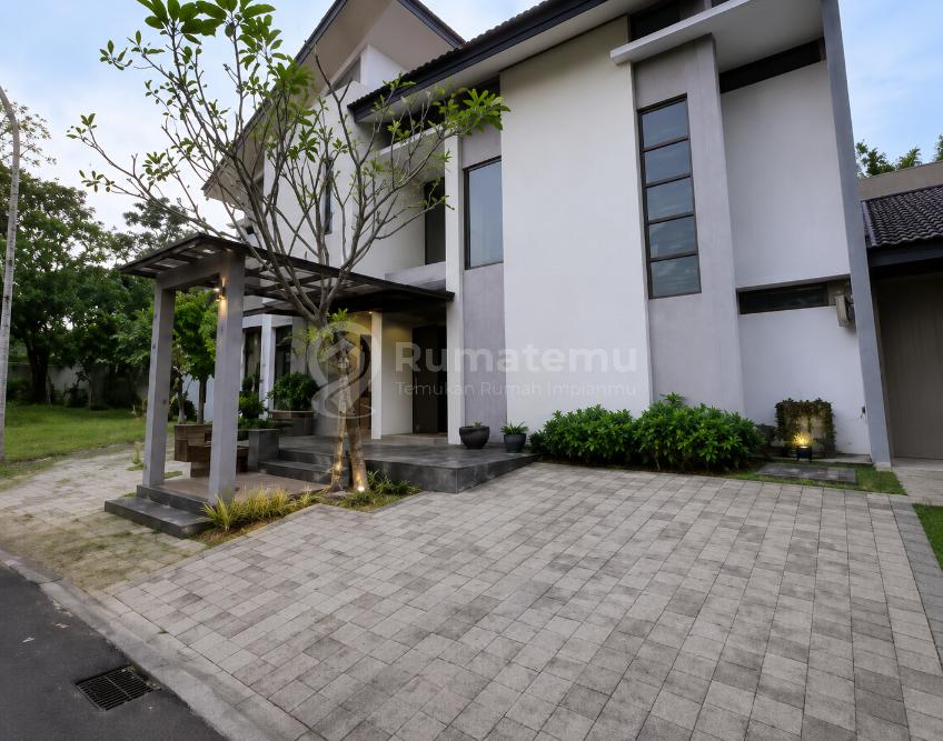 Dijual Rumah Bagus di Provence Parkland, Bsd