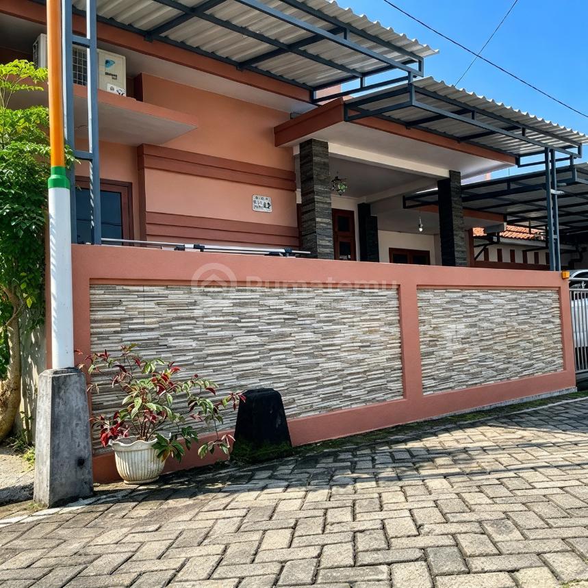 Dijual Rumah Lokasi Bagus di Roro Jonggrang Manyaran Semarang Barat