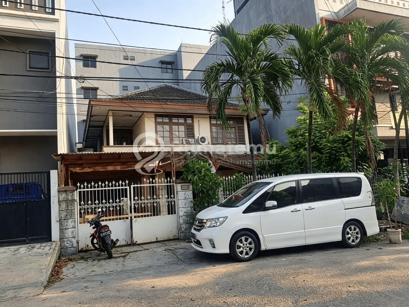 Dijual rumah Tanjung Duren Akses jalan 3 mobil, Graogol Petamburan, Jakarta Barat