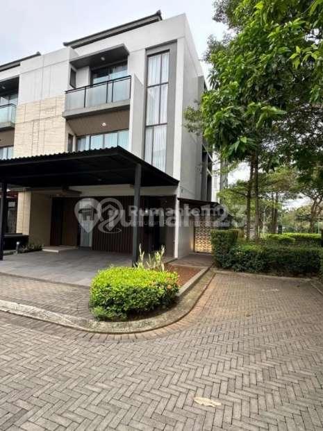 Disewakan Rumah Hook di Zora, BSD 9,55X15