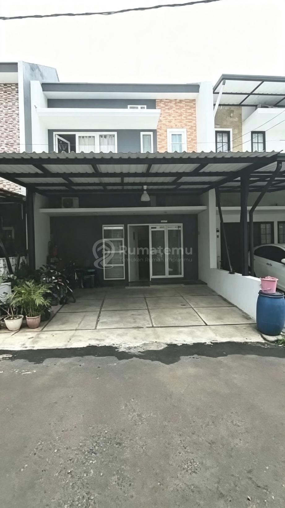 Dijual Rumah 2 Lantai di Palem Azna Residence Ciracas Jaktim