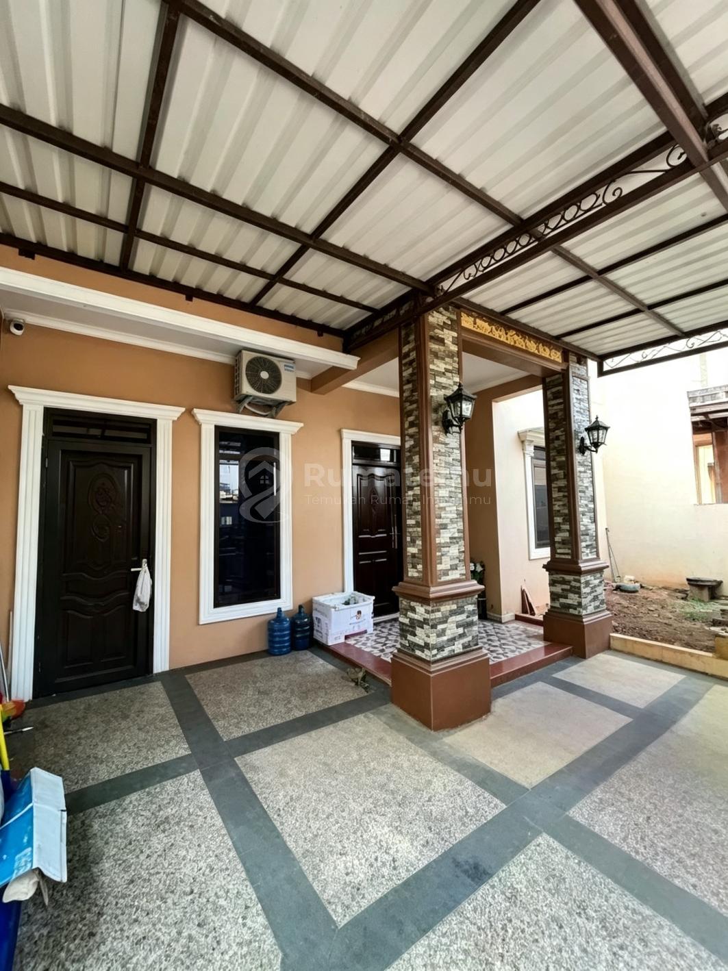 Rumah Di Islamik Village Kelapadua Gading Serpong