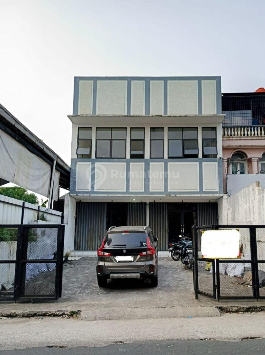 RUKO GANDENG 2 BARU RENOVASI DI KRESEK RAYA DURI KOSAMBI JAKARTA BARAT