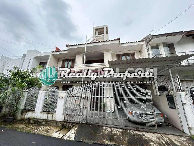 Rumah Strategis Nyaman Daerah Elite di Senopati Kebayoran Baru Jakarta Selatan