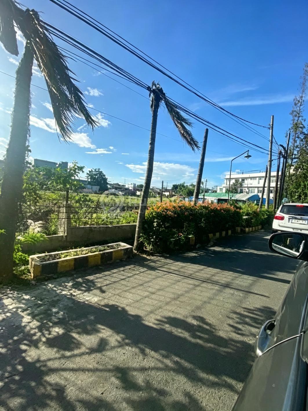 Tanah Sgt Strategis di Ciputat Cocok Hotel, Campus, Apartemen