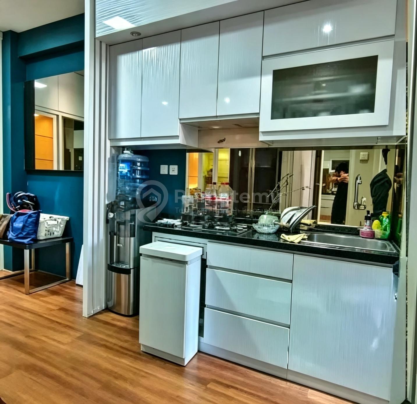 Dijual Cepat Murah Apertemen 2 Br Furnished Bagus di Grand Emerald Kelapa Gading