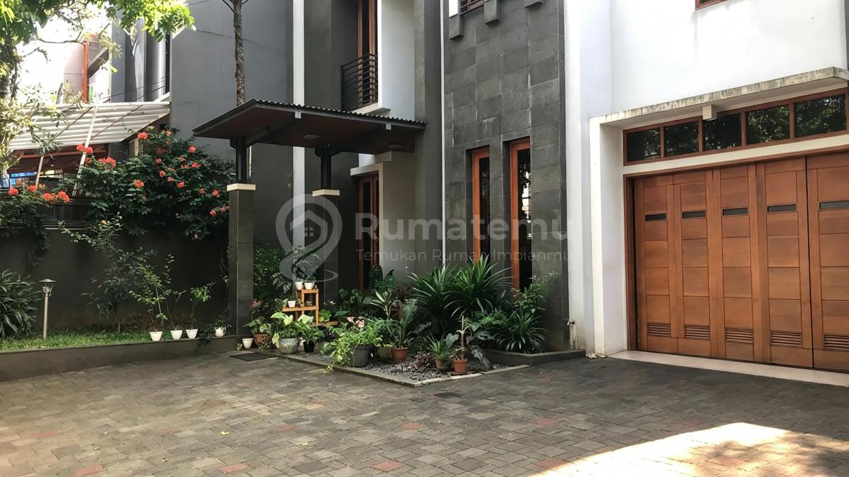 Dijual Rumah Mewah Lt 365/400 Jarang Ada! Mainroad Buahbatu Bandung