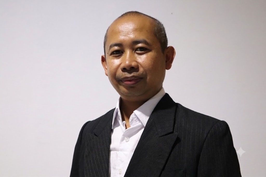 JUSTINUS BAMBANG