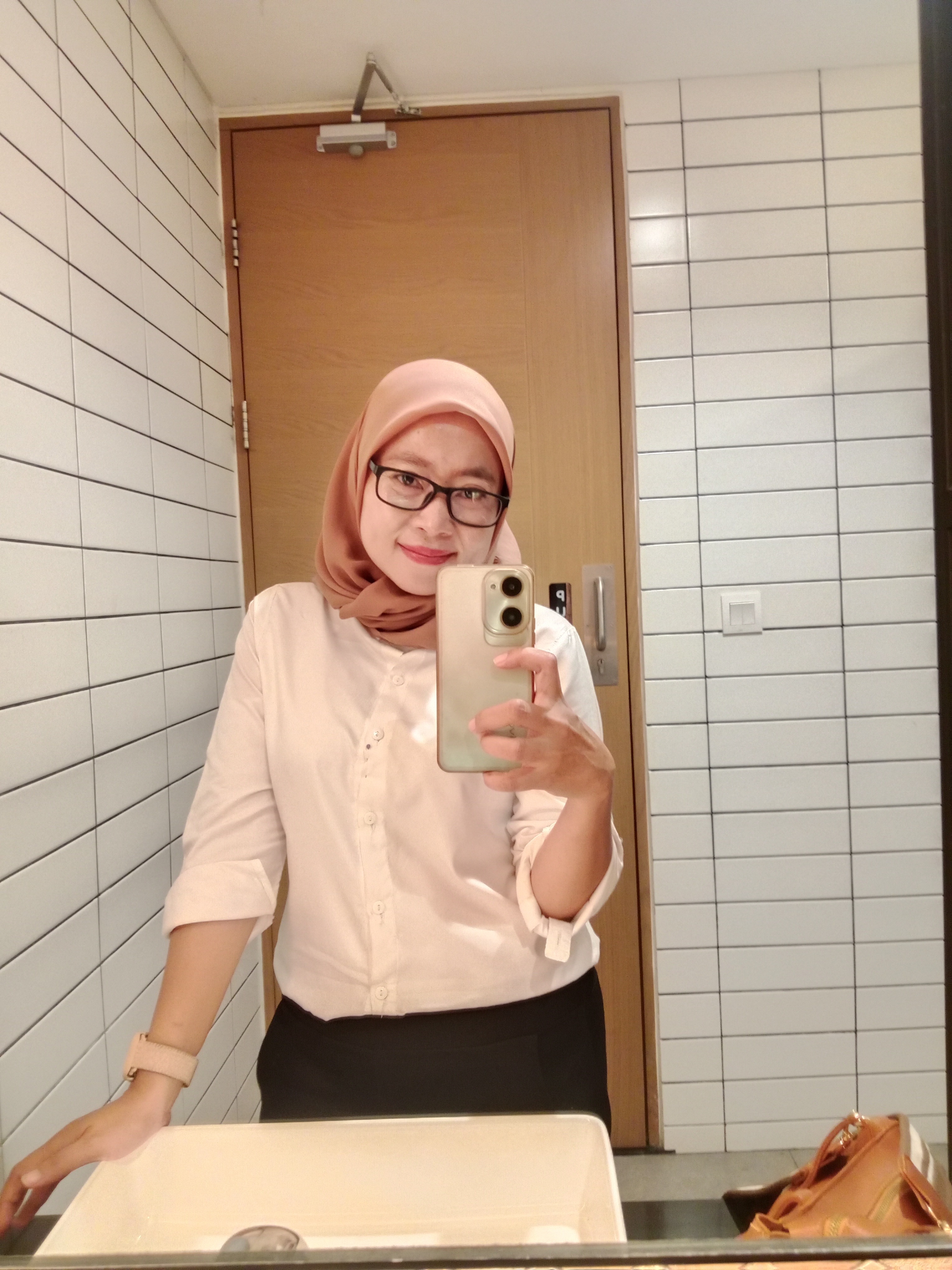 Lisdia Syahtiari